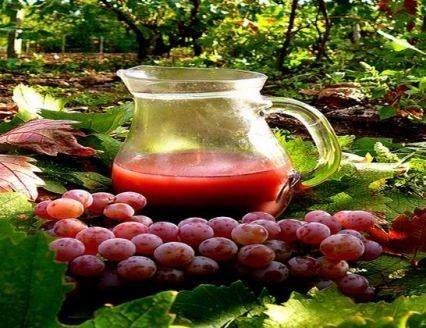 عصير العنب الأحمر باللبن‎‎