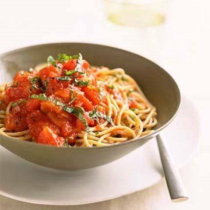 مكرونة بصلصة الزيتون ‎‎