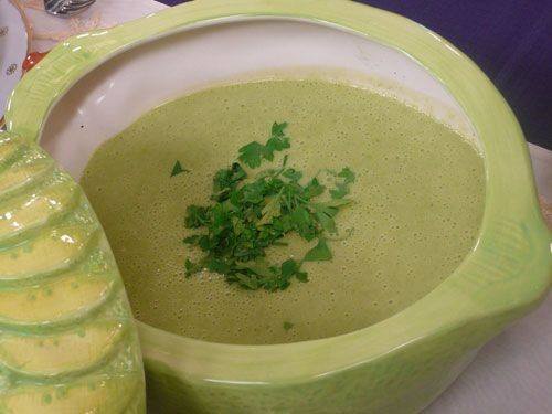 شوربة البازيلاء بالكريما‎‎