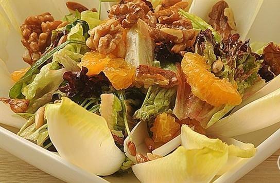 طريقة عمل سلطة الخس بالبيض‎‎