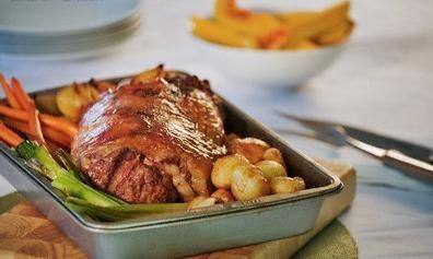 طريقة عمل فخذ ضأن روستو بالأعشاب‎‎