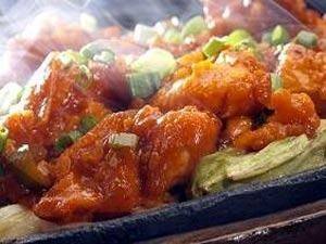 صدور الدجاج بصلصة الطماطم‎‎