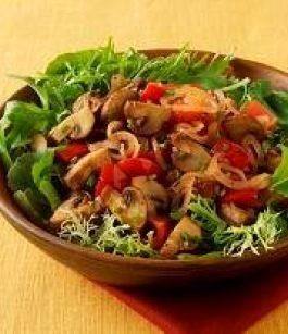سلطة المشروم بالخضروات‎‎