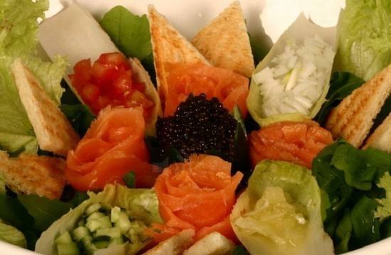 سلطة الكافيار الملونة‎‎