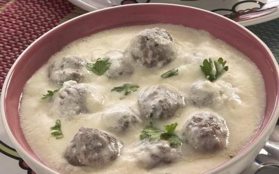 كفتة باللبن‎‎