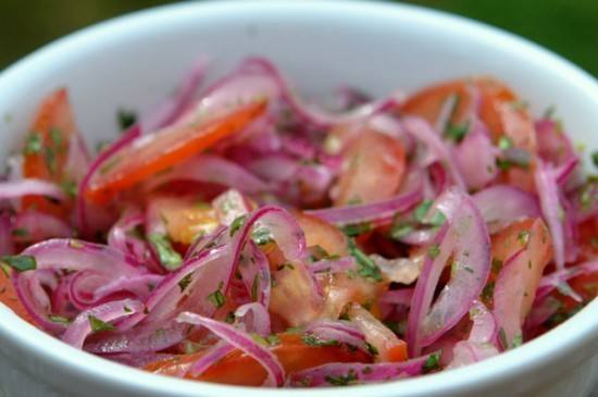 سلطة الطماطم والبصل ‎‎