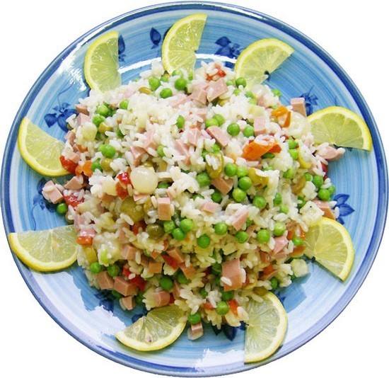 سلطة الدجاج المدخن والأرز ‎‎