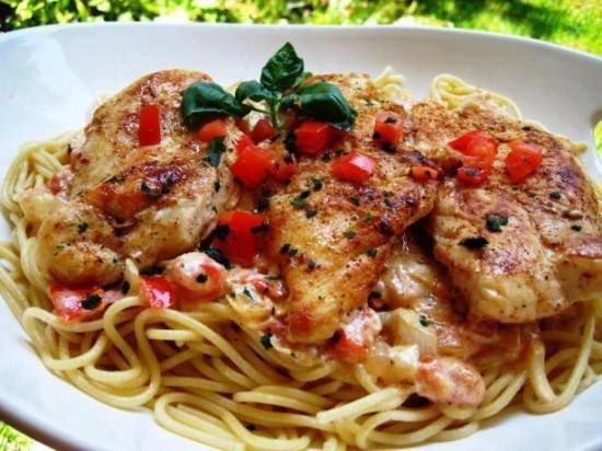 طريقة عمل الدجاج بالكريمة والطماطم‎‎