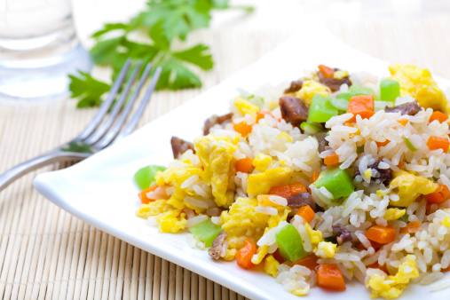 طريقة عمل الأرز المقلي بالبيض‎‎