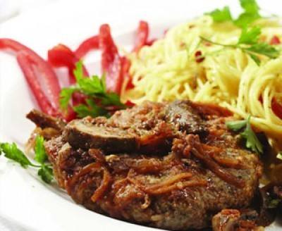 اللحم البتلو بالكرنب‎‎