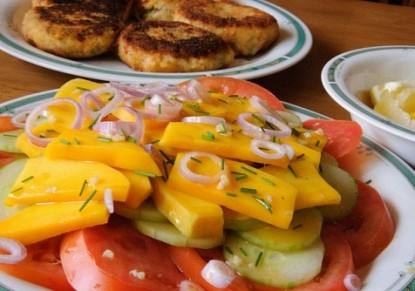 سلطة المانجو بالبصل‎‎