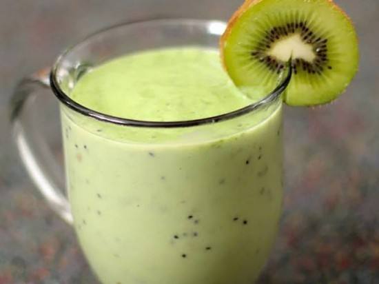 طريقة عمل ميلك شيك الكيوي‎‎