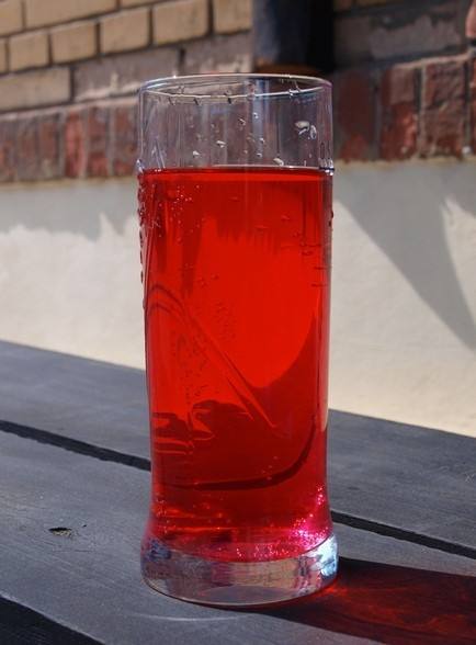 مشروب ماء الورد بالليمون‎‎