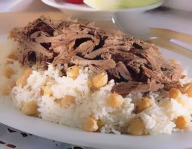 الأرز باللحم والحمص ‎‎