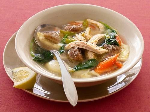 شوربة الدجاج على الطريقة الايطالية‎‎