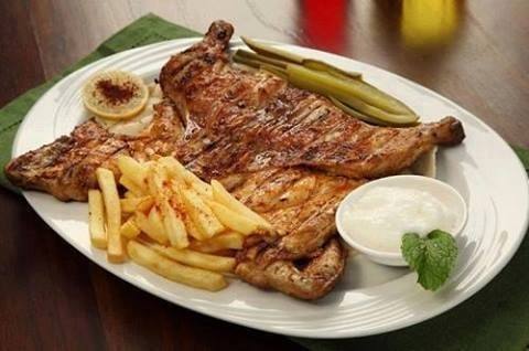 طريقة عمل دجاج مشوي مع الثومية‎‎