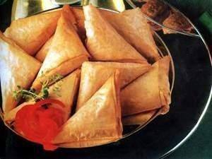 مثلثات الزعتر والسماق ‎‎