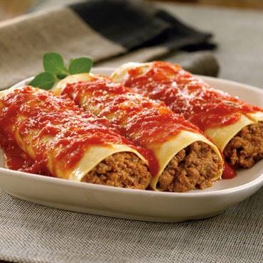 الكانيلوني بالسبانخ واللحم‎‎