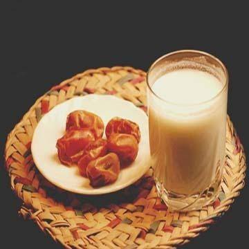 التمر بالحليب‎‎