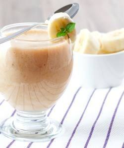 عصير الموز بجوز الهند‎‎