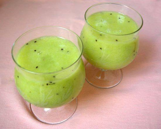 طريقة عمل عصير الكيوى بالنعناع‎‎