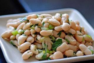 سلطة الفاصوليا بالمستردة ‎‎