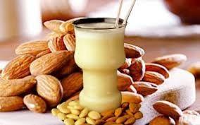 عصير اللوز‎‎