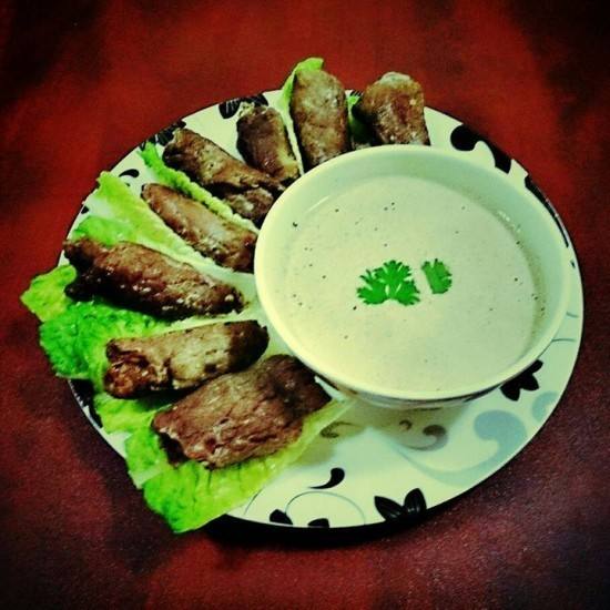 لفائف اللحم بالجبنة والزعتر لخبيرة الطهى باكينام عبدون‎‎