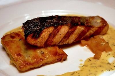 السالمون المشوي‎‎