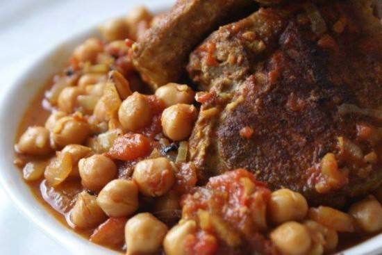 طريقة عمل طاجن لحم بالحمص والطماطم‎‎