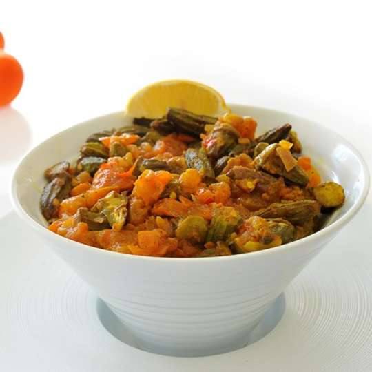 قالب بامية مع أرز بالأعشاب‎‎