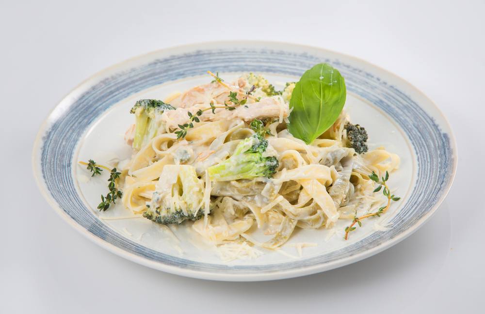 طريقة عمل فيتوتشيني بالقرنبيط والبروكلي‎‎