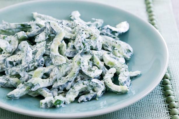 طريقة عمل سلطة الخيار و الكابر‎‎