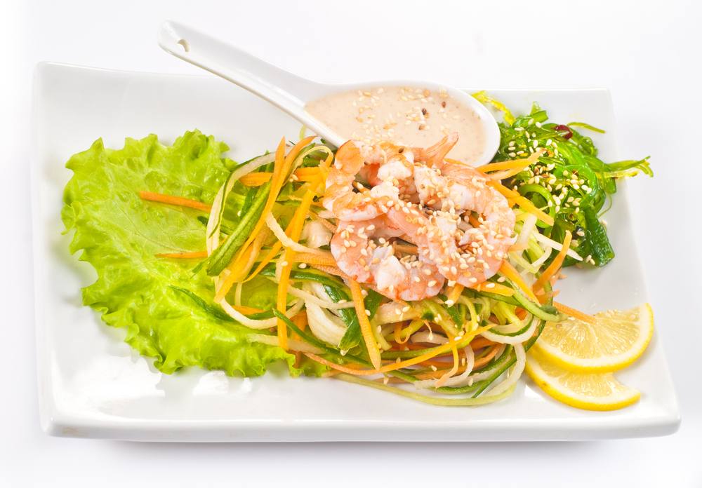 طريقة عمل سلطة الجمبرى بحشيشة الليمون الحارة‎‎