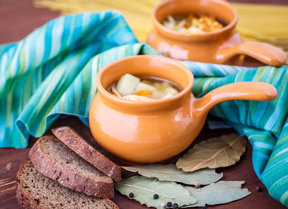 طريقة عمل حساء النودلز واللحم‎‎