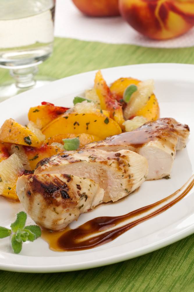 طريقة عمل سلطة الخوخ والفلفل الحار والليمون‎‎