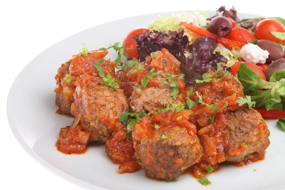 طريقة عمل سلطة الحلوم والكفتة‎‎