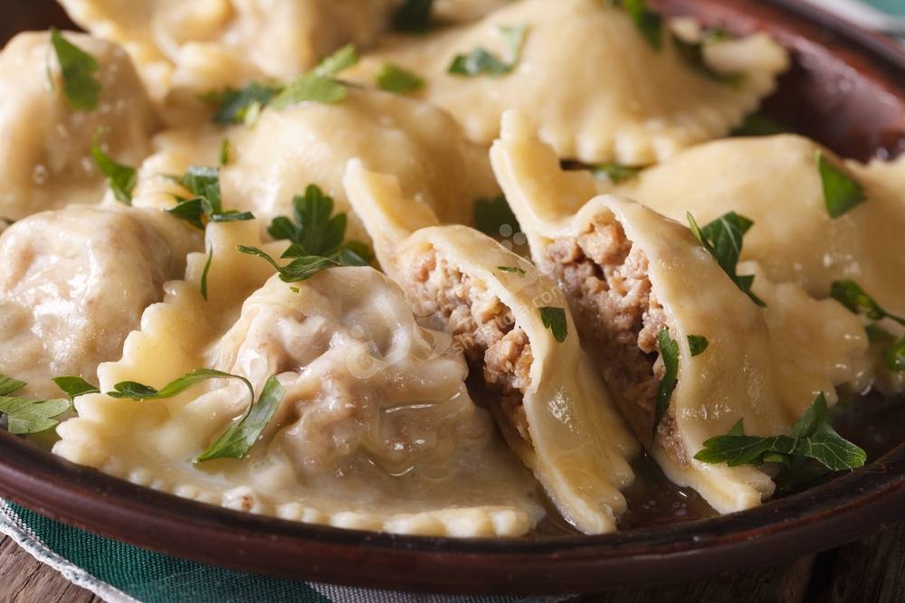 طريقة عمل الرافيولي بصوص التونة والمحار‎‎