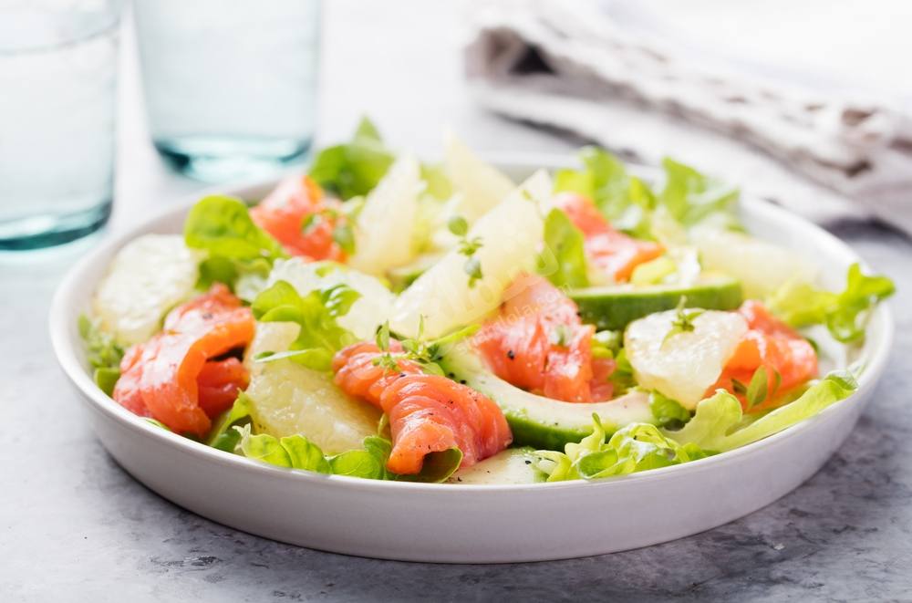 طريقة عمل سلاد الأناناس والسلمون‎‎