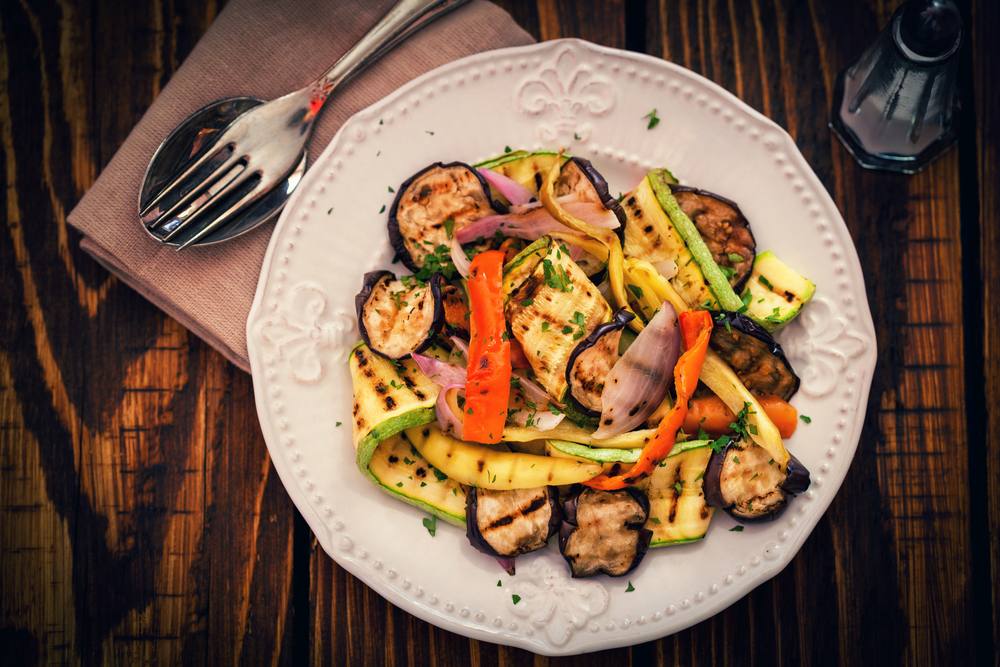 طريقة عمل سلطة الباذنجان والكوسة‎‎