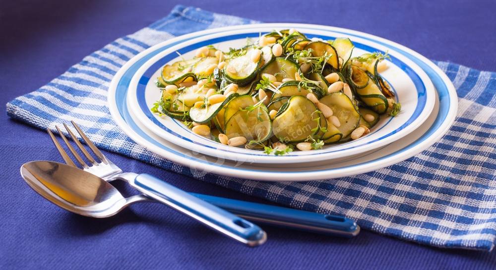 طريقة عمل سلطة الكوسة والكابر‎‎