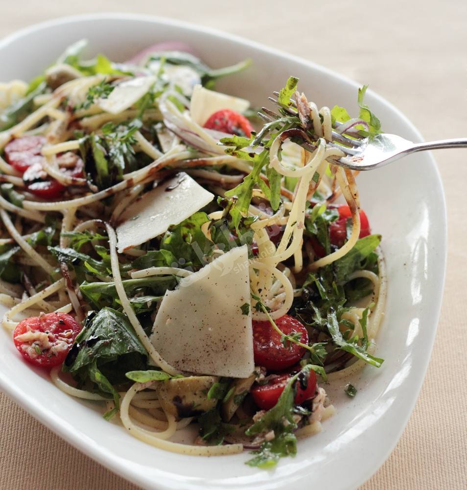 طريقة عمل مكرونة إسباجتى بالجبنة الرومي‎‎