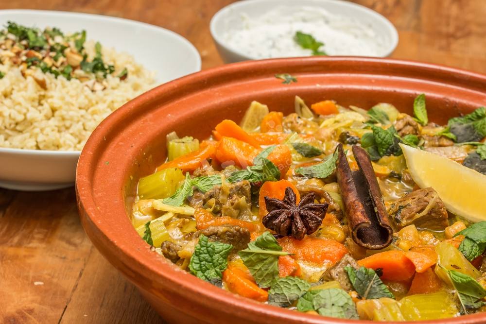 طريقة عمل طاجن الخضروات بالمشمش‎‎